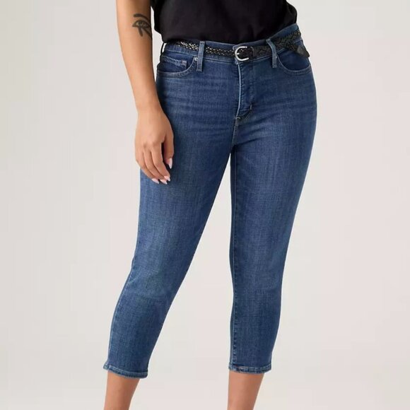 Levi's 311 Women's Capri Jeans Mid Rise Slim Through Hip & Thigh Size 18W NWT - Picture 1 of 6